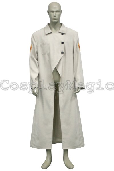 Team Fortress 2 Medic Cosplay - Image 2