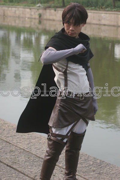 Attack on Titan: The Wings of Counterattack Eren Jaeger Cosplay - Image 9