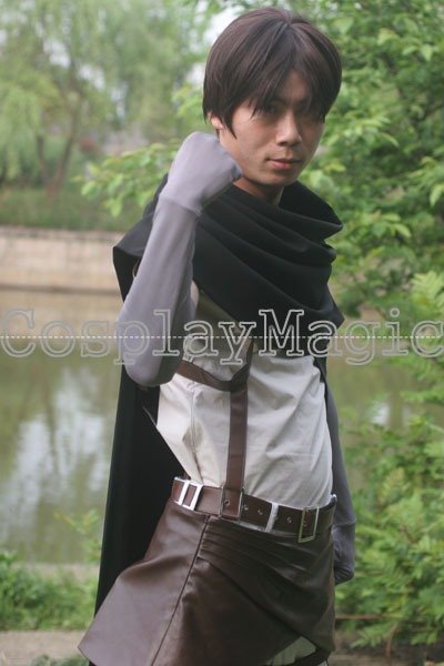 Attack on Titan: The Wings of Counterattack Eren Jaeger Cosplay - Image 6