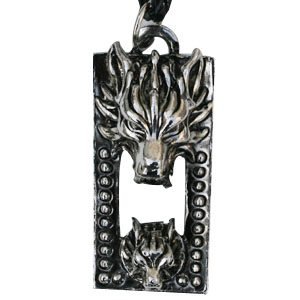 Final Fantasy VII 7 Cloud Strife Wolf Necklace