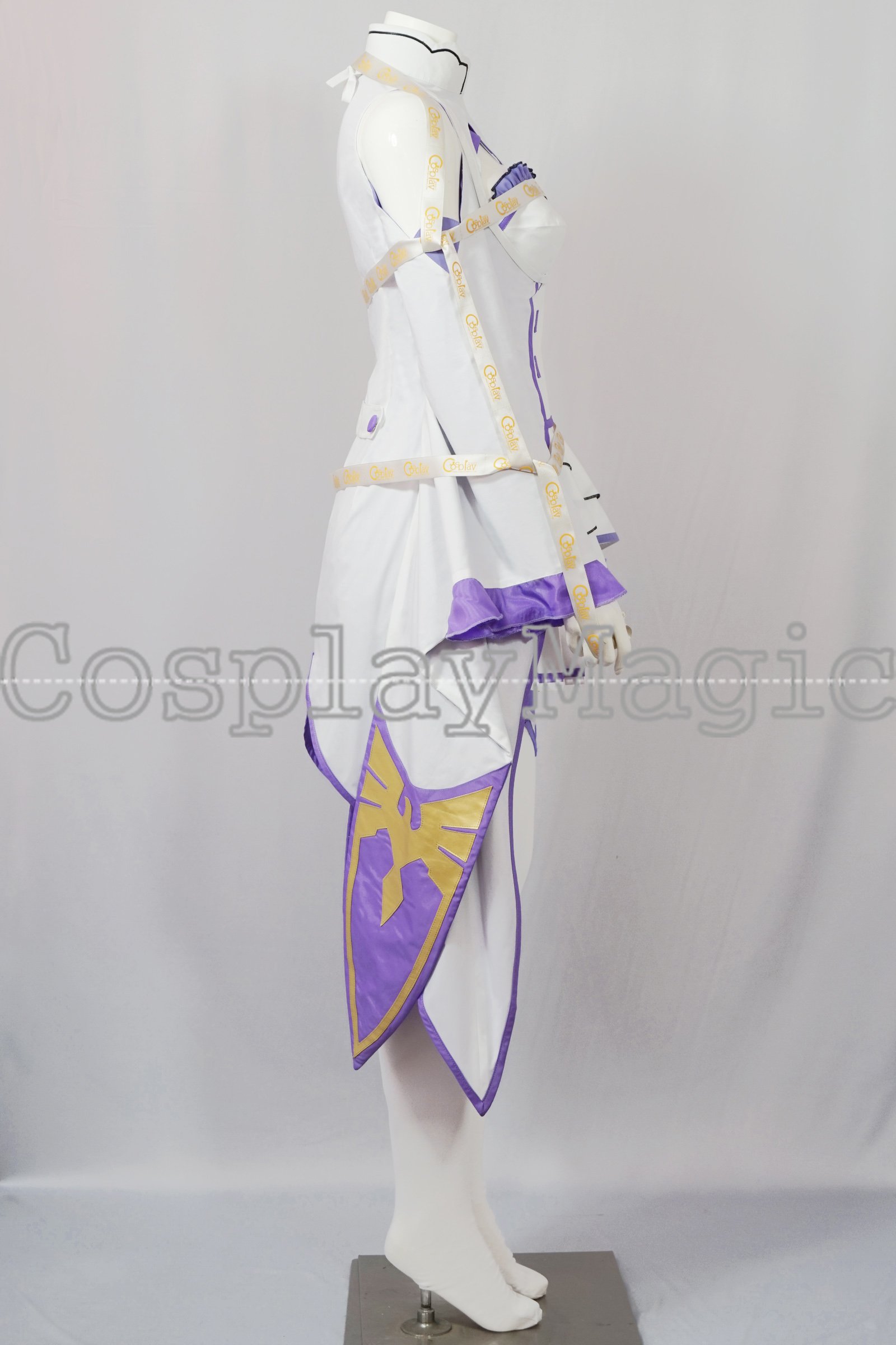 Re: Zero Emilia Cosplay - Image 5