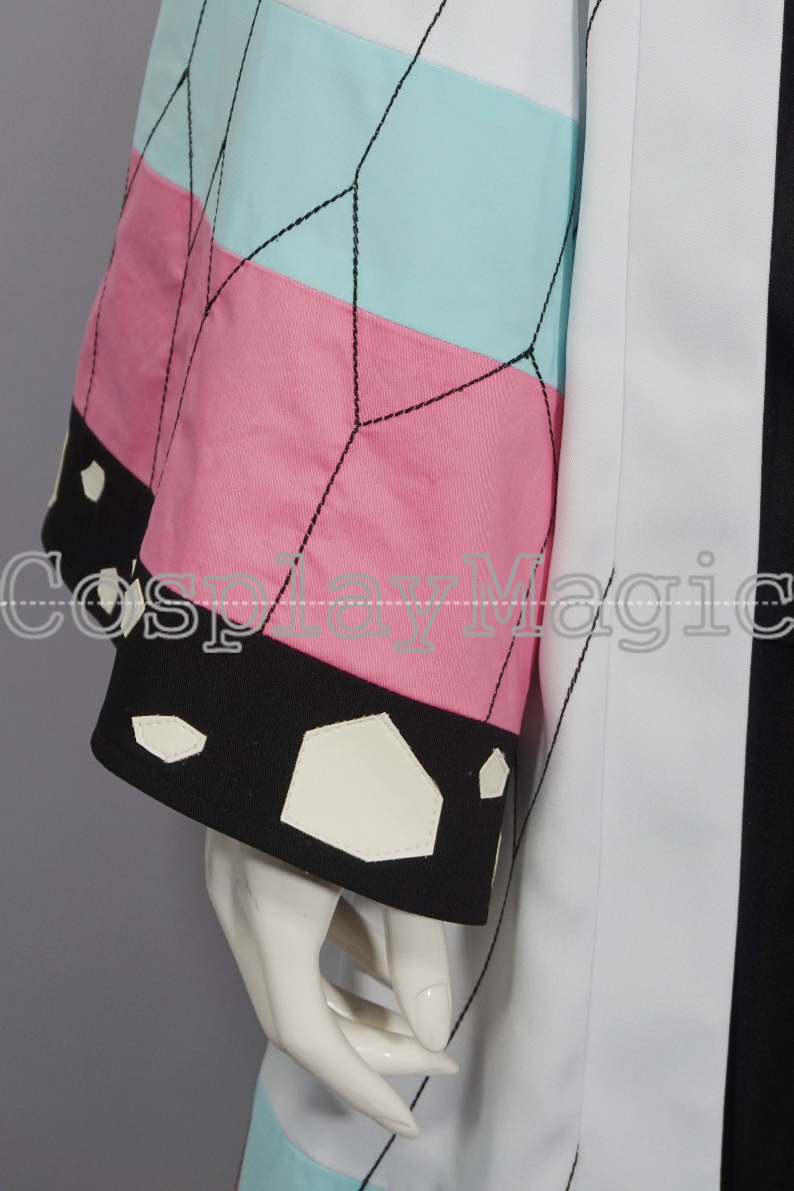 Demon Slayer: Kimetsu no Yaiba Shinobu Kocho Cosplay Costume - Image 8